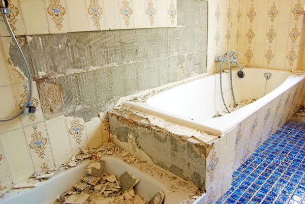 Bathtub Demolition in Savannah